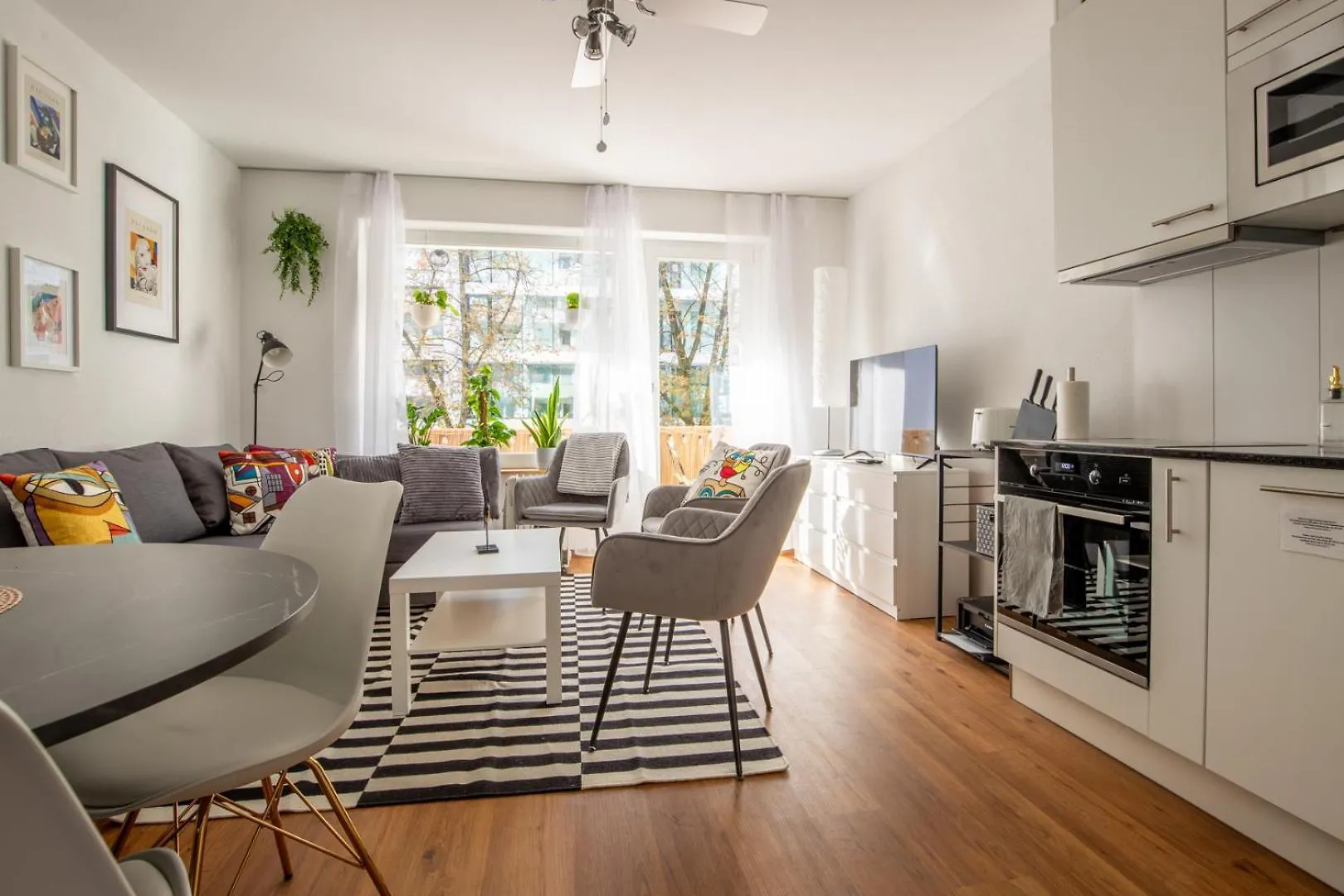 Special Primero Picasso Apartment Basel, Bahnhof Grossbasel 10-Star