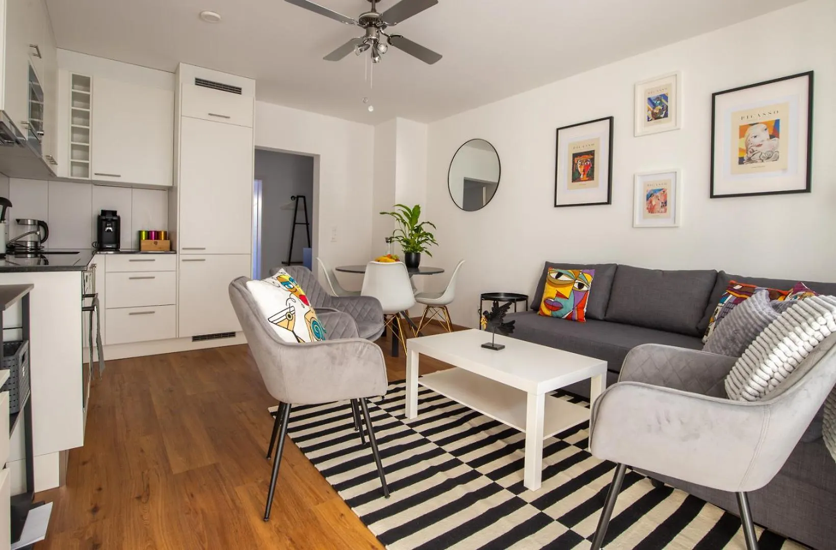 Special Primero Picasso Apartment Basel, Bahnhof Grossbasel 10-Star  Basel