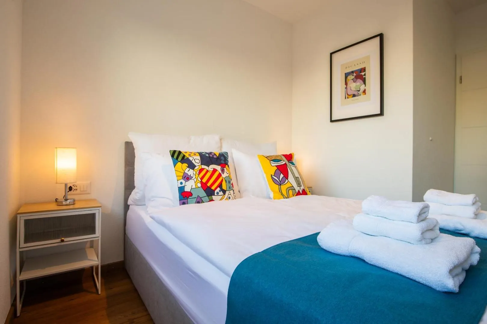 Special Primero Picasso Apartment Basel, Bahnhof Grossbasel 10-Star 0*, Basel Schweiz