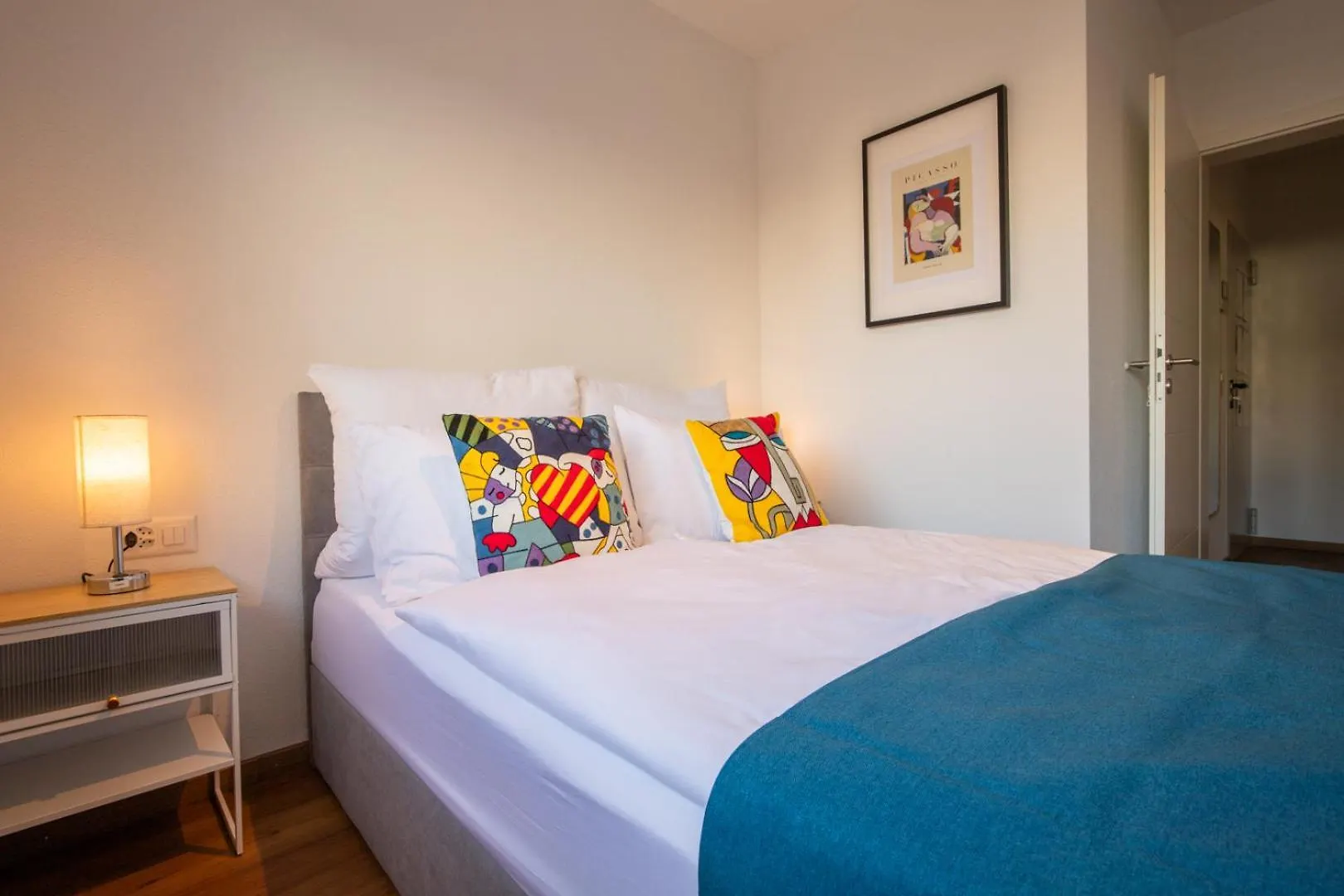 Special Primero Picasso Apartment Basel, Bahnhof Grossbasel 10-Star 0*, Basel