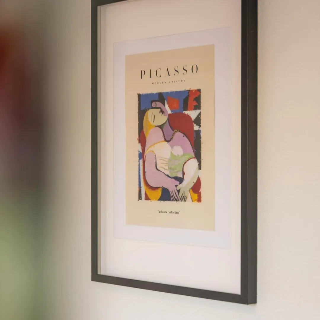 Special Primero Picasso Apartment Basel, Bahnhof Grossbasel 10-Star